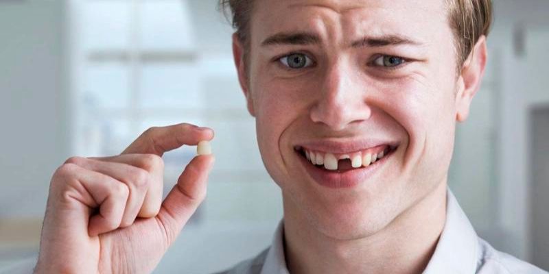 Mơ rụng răng hàm trên là dấu hiệu phản ánh sự khó khăn và chênh vênh
