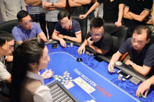 Những “Ông Vua” Poker Thắng Được Nhiều Tiền Nhất: Huyền Thoại và Sự Thật