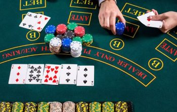 Poker Alo789 – Kinh nghiệm chơi luôn thắng từ cao thủ